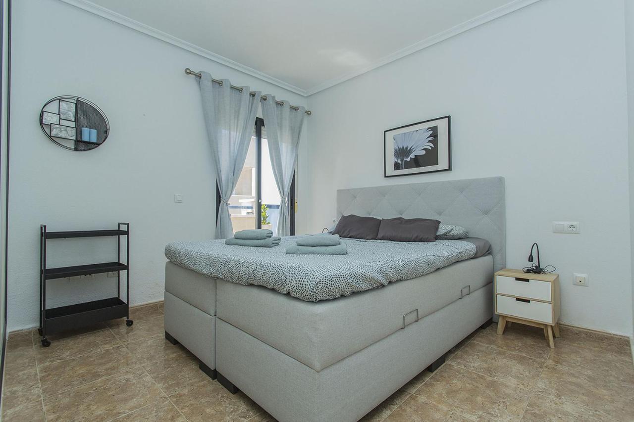 239 Amazing Penthouse Cabo Roig-alicante Apartment